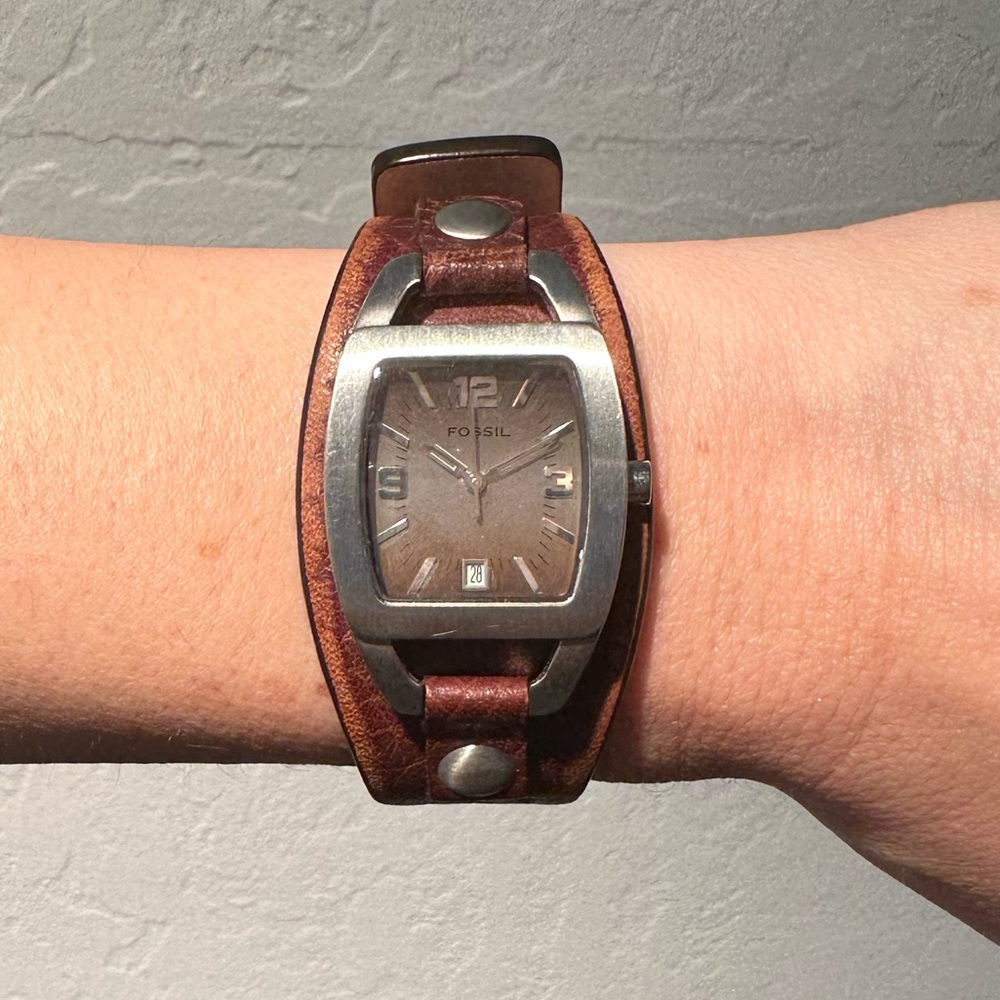 Fossil Watch - Picture 2 of 4